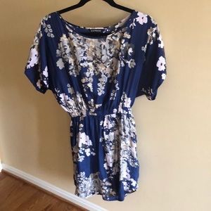 Express Floral dress with pockets